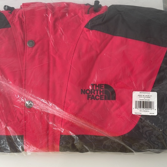 NWT Unisex The North Face 94 Rage Waterproof Synthetic Insulated Jacket - Picture 5 of 8